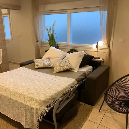 Cosy + Secured Parking Apartament *
