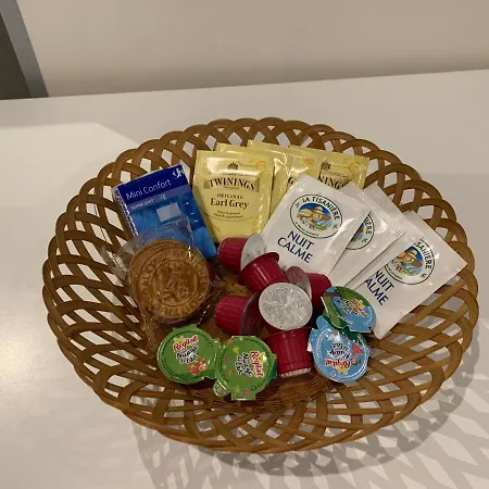 アパート Cosy + Secured Parking *