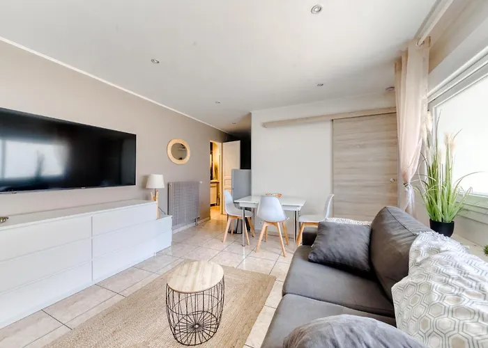 Cosy + Secured Parking Appartamento Cannes