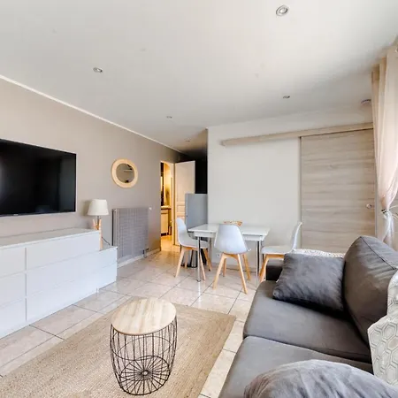 Cosy + Secured Parking Daire Cannes